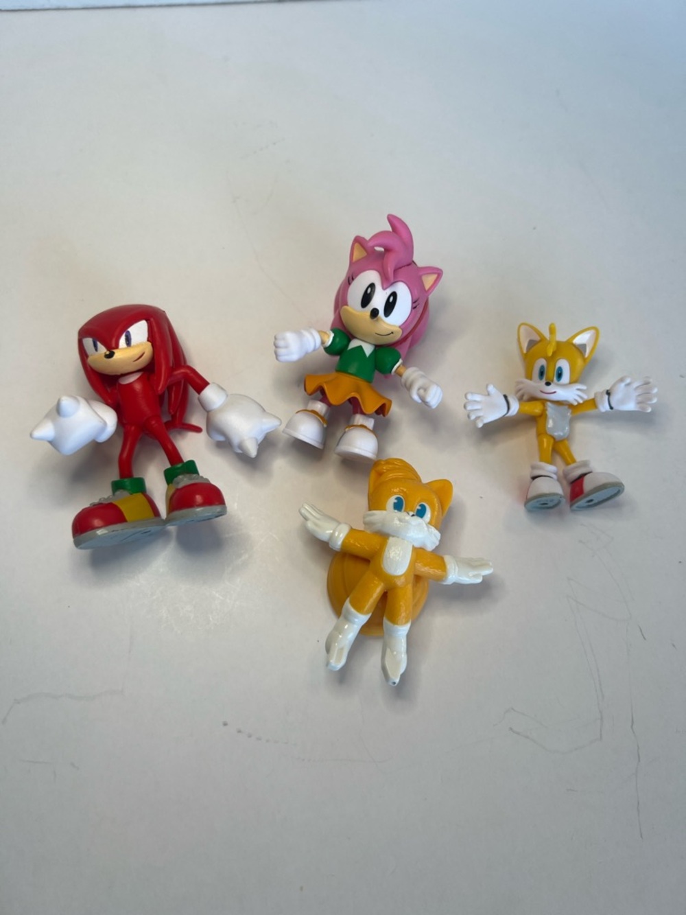 Sega Sonic the Hedgehog Action Figure Lot Amy Rose, Knuckles, & Tails 2.5”